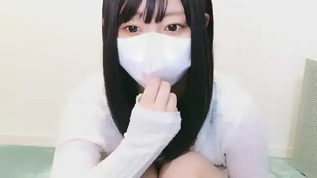 roouse – webcam model profile photo Image 19