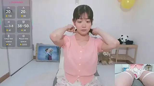 nathi_poyo – webcam model profile photo Image 17