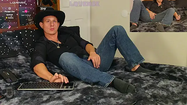 seraphine23 – webcam model profile photo Image 7