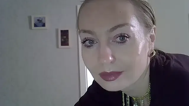 Sofia3393 – webcam model profile photo Image 17