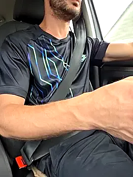 roouse – webcam model profile photo Image 5