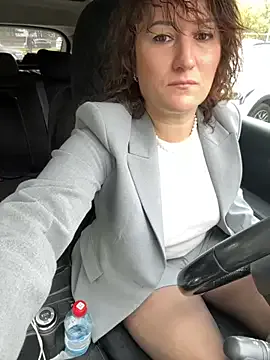 oxo_yuna_oxo – webcam model profile photo Image 15