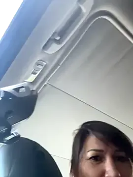 oxo_yuna_oxo – webcam model profile photo Image 2